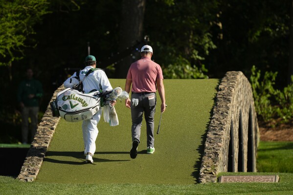 Brooks koepka golf online shoes masters 219